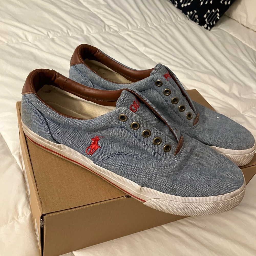 Polo canvas slip on sneaks size 10